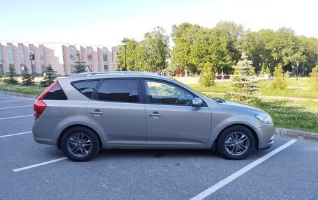 KIA cee'd I рестайлинг, 2010 год, 770 000 рублей, 6 фотография