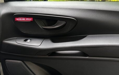 Mercedes-Benz Vito, 2017 год, 3 400 000 рублей, 12 фотография