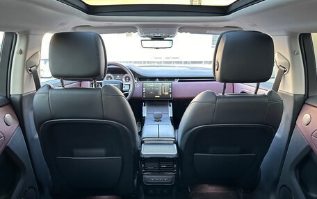 Land Rover Range Rover Evoque II, 2024 год, 7 790 000 рублей, 21 фотография