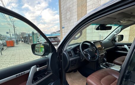 Toyota Land Cruiser 200, 2019 год, 6 690 000 рублей, 10 фотография