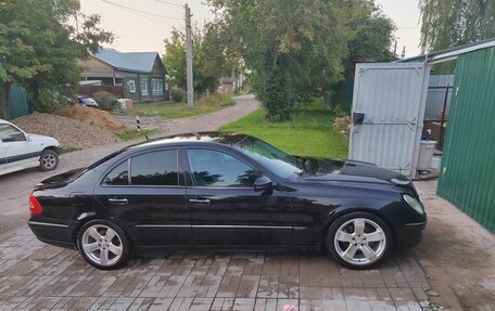 Mercedes-Benz E-Класс, 2006 год, 950 000 рублей, 4 фотография
