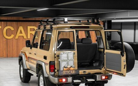 Toyota Land Cruiser 70, 2022 год, 6 800 000 рублей, 8 фотография
