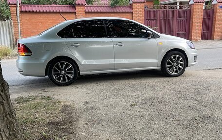 Volkswagen Polo VI (EU Market), 2013 год, 950 000 рублей, 4 фотография