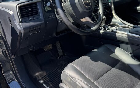 Lexus RX IV рестайлинг, 2021 год, 5 200 000 рублей, 12 фотография