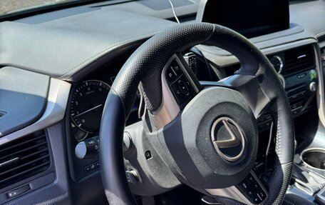 Lexus RX IV рестайлинг, 2021 год, 5 200 000 рублей, 16 фотография