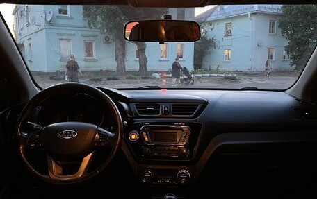 KIA Rio III рестайлинг, 2012 год, 750 000 рублей, 10 фотография