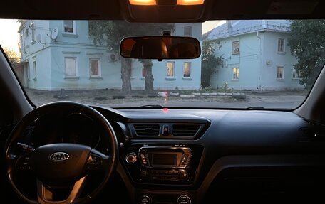 KIA Rio III рестайлинг, 2012 год, 750 000 рублей, 12 фотография