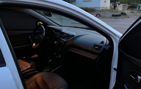 KIA Rio III рестайлинг, 2012 год, 750 000 рублей, 17 фотография