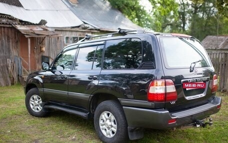 Toyota Land Cruiser 100 рестайлинг 2, 2007 год, 3 000 000 рублей, 9 фотография
