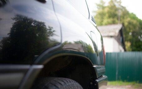 Toyota Land Cruiser 100 рестайлинг 2, 2007 год, 3 000 000 рублей, 16 фотография