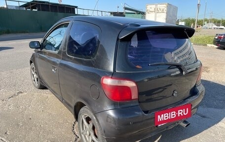 Toyota Yaris I рестайлинг, 2000 год, 450 000 рублей, 4 фотография