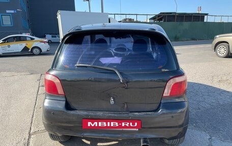 Toyota Yaris I рестайлинг, 2000 год, 450 000 рублей, 5 фотография