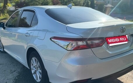 Toyota Camry, 2018 год, 2 100 000 рублей, 11 фотография