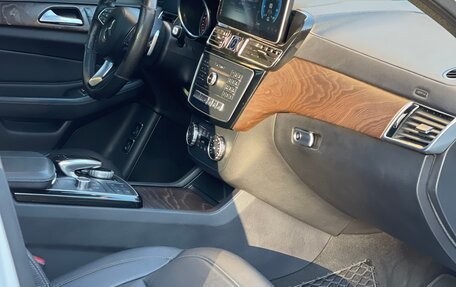 Mercedes-Benz GLS, 2016 год, 3 090 000 рублей, 25 фотография