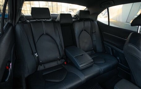 Toyota Camry, 2022 год, 3 600 000 рублей, 8 фотография