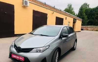 Toyota Auris II, 2013 год, 920 000 рублей, 1 фотография