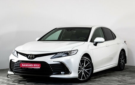 Toyota Camry, 2021 год, 3 199 000 рублей, 1 фотография