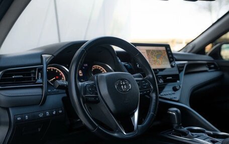 Toyota Camry, 2022 год, 3 600 000 рублей, 14 фотография