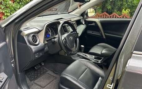 Toyota RAV4, 2015 год, 2 100 000 рублей, 8 фотография