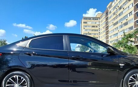 Hyundai Solaris II рестайлинг, 2012 год, 860 000 рублей, 5 фотография