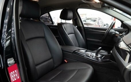BMW 5 серия, 2014 год, 1 850 000 рублей, 13 фотография