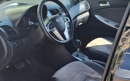 Hyundai Solaris II рестайлинг, 2012 год, 860 000 рублей, 13 фотография
