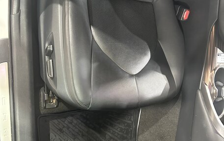 Toyota Camry, 2019 год, 2 430 000 рублей, 13 фотография