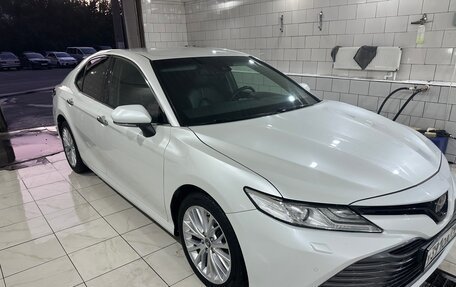 Toyota Camry, 2019 год, 2 430 000 рублей, 7 фотография