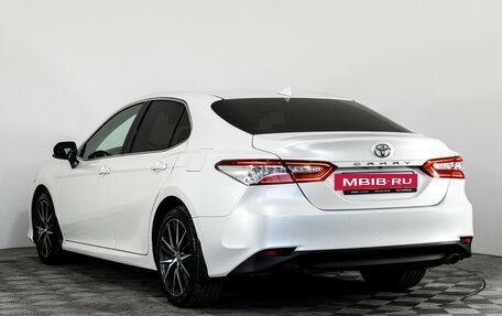 Toyota Camry, 2021 год, 3 199 000 рублей, 9 фотография