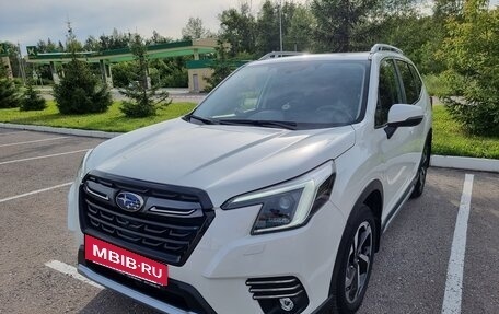 Subaru Forester, 2021 год, 4 700 000 рублей, 2 фотография