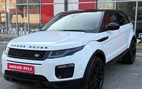 Land Rover Range Rover Evoque I, 2017 год, 2 590 000 рублей, 2 фотография