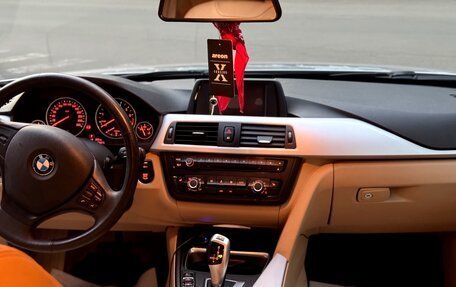 BMW 3 серия, 2013 год, 1 500 000 рублей, 15 фотография