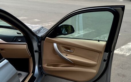 BMW 3 серия, 2013 год, 1 500 000 рублей, 12 фотография