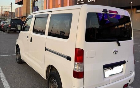 Toyota Town Ace IV, 2012 год, 1 100 000 рублей, 3 фотография