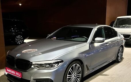 BMW 5 серия, 2018 год, 3 300 000 рублей, 1 фотография