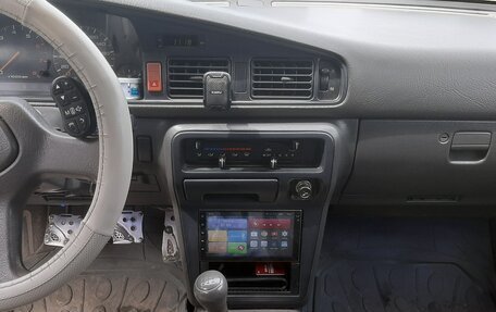 Mazda 626, 1988 год, 150 000 рублей, 9 фотография