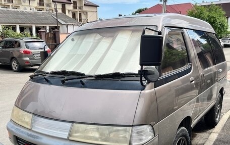 Toyota Town Ace III, 1994 год, 590 000 рублей, 3 фотография