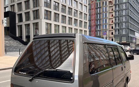 Nissan Vanette II, 1989 год, 670 000 рублей, 5 фотография