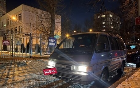 Nissan Vanette II, 1989 год, 670 000 рублей, 6 фотография