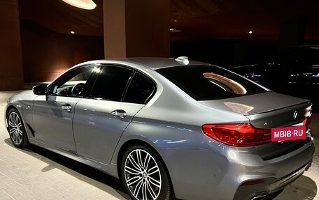 BMW 5 серия, 2018 год, 3 300 000 рублей, 2 фотография