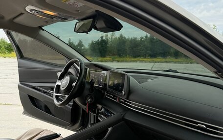 Hyundai Elantra, 2022 год, 2 290 000 рублей, 7 фотография