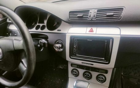Volkswagen Passat B6, 2007 год, 500 000 рублей, 16 фотография