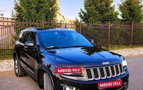 Jeep Grand Cherokee, 2014 год, 2 440 000 рублей, 2 фотография