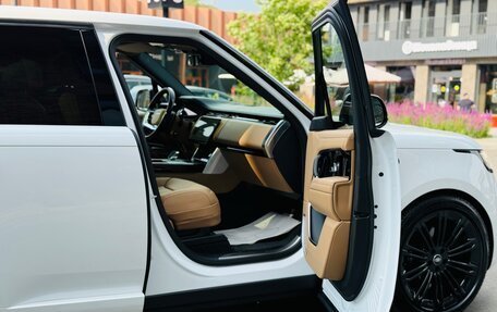 Land Rover Range Rover IV рестайлинг, 2023 год, 20 450 000 рублей, 37 фотография