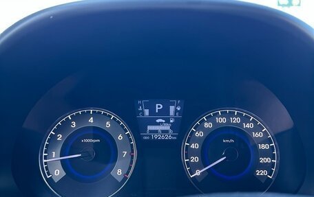 Hyundai Solaris II рестайлинг, 2011 год, 750 000 рублей, 3 фотография