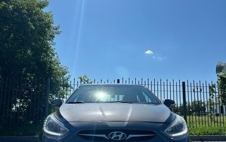 Hyundai Solaris II рестайлинг, 2011 год, 750 000 рублей, 4 фотография