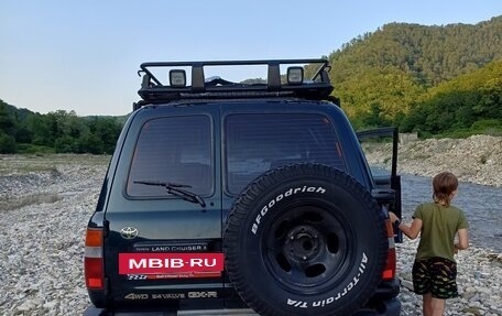 Toyota Land Cruiser 80 рестайлинг, 1998 год, 2 500 000 рублей, 12 фотография