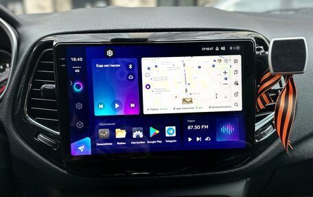 Jeep Compass II, 2019 год, 2 060 000 рублей, 10 фотография