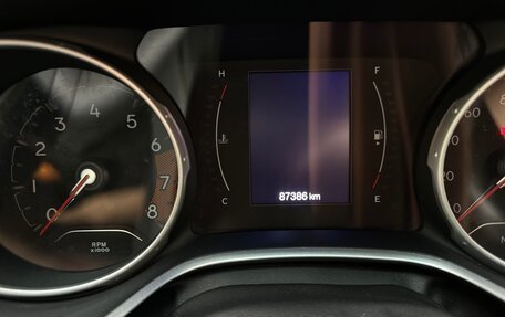 Jeep Compass II, 2019 год, 2 060 000 рублей, 8 фотография