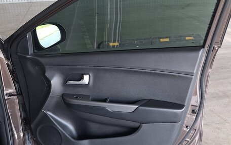 KIA Rio III рестайлинг, 2017 год, 1 299 000 рублей, 27 фотография